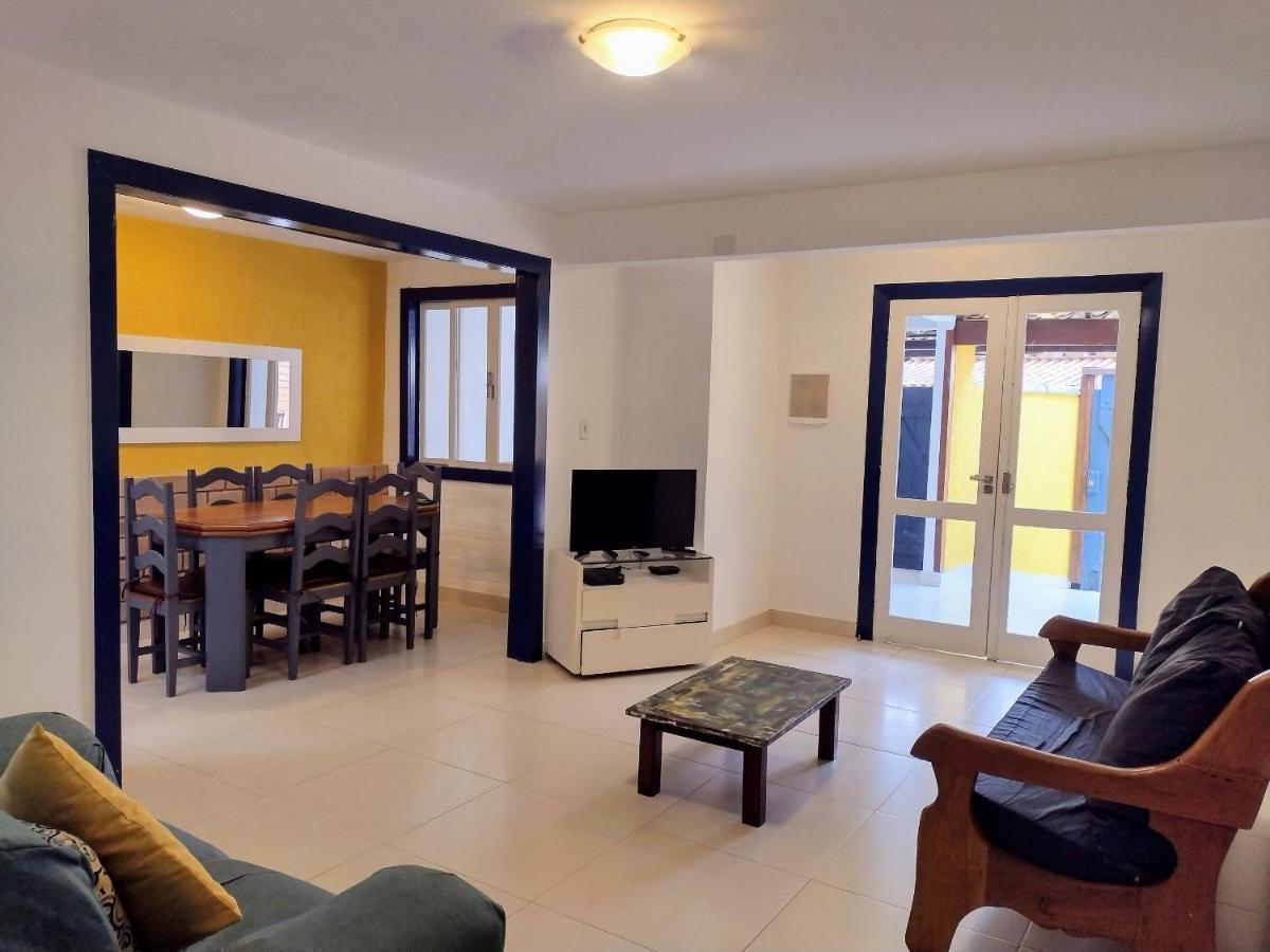 Casa Com Garagem - 300M Da Rua Das Pedras Армасан-душ-Бузіус Екстер'єр фото