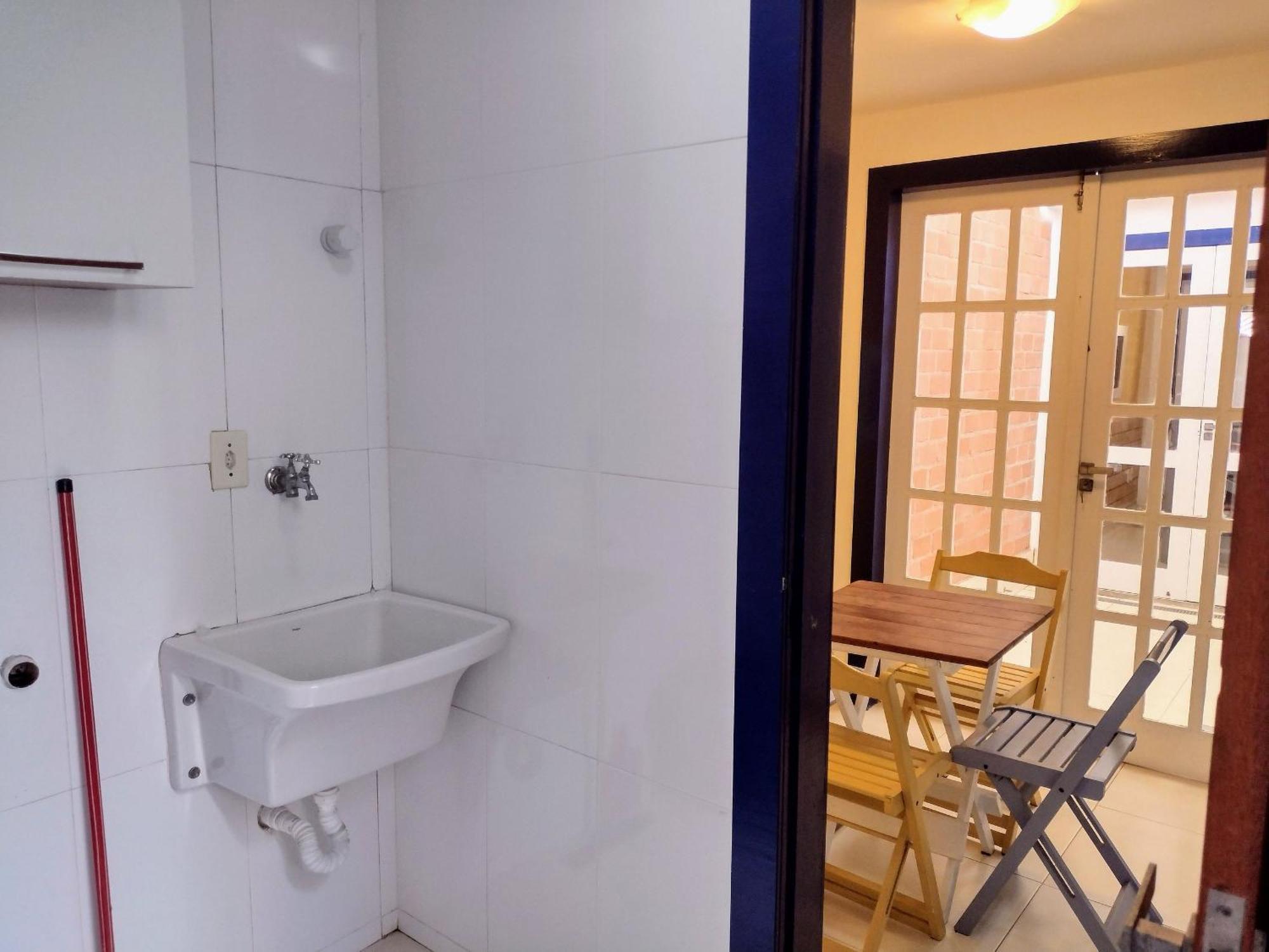 Casa Com Garagem - 300M Da Rua Das Pedras Армасан-душ-Бузіус Екстер'єр фото